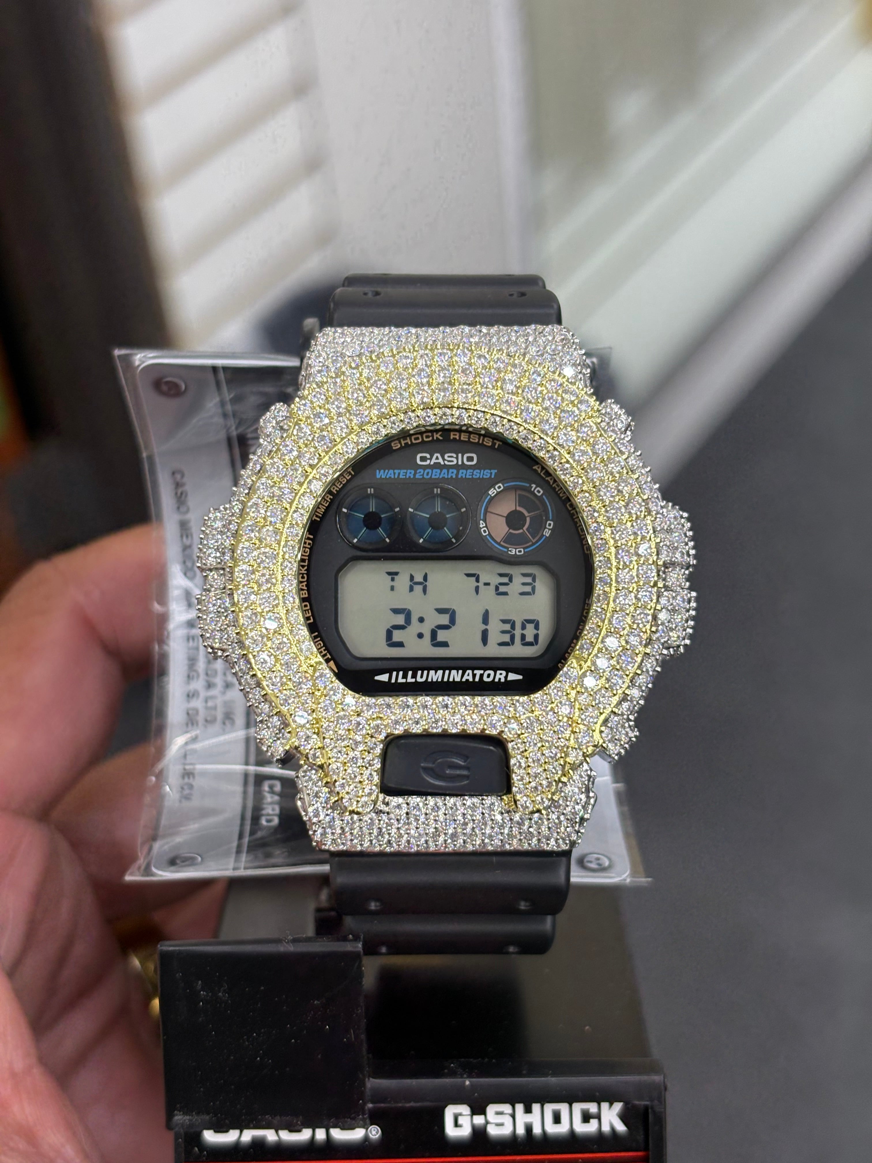 Yellow gold / silver moissanite g shock
