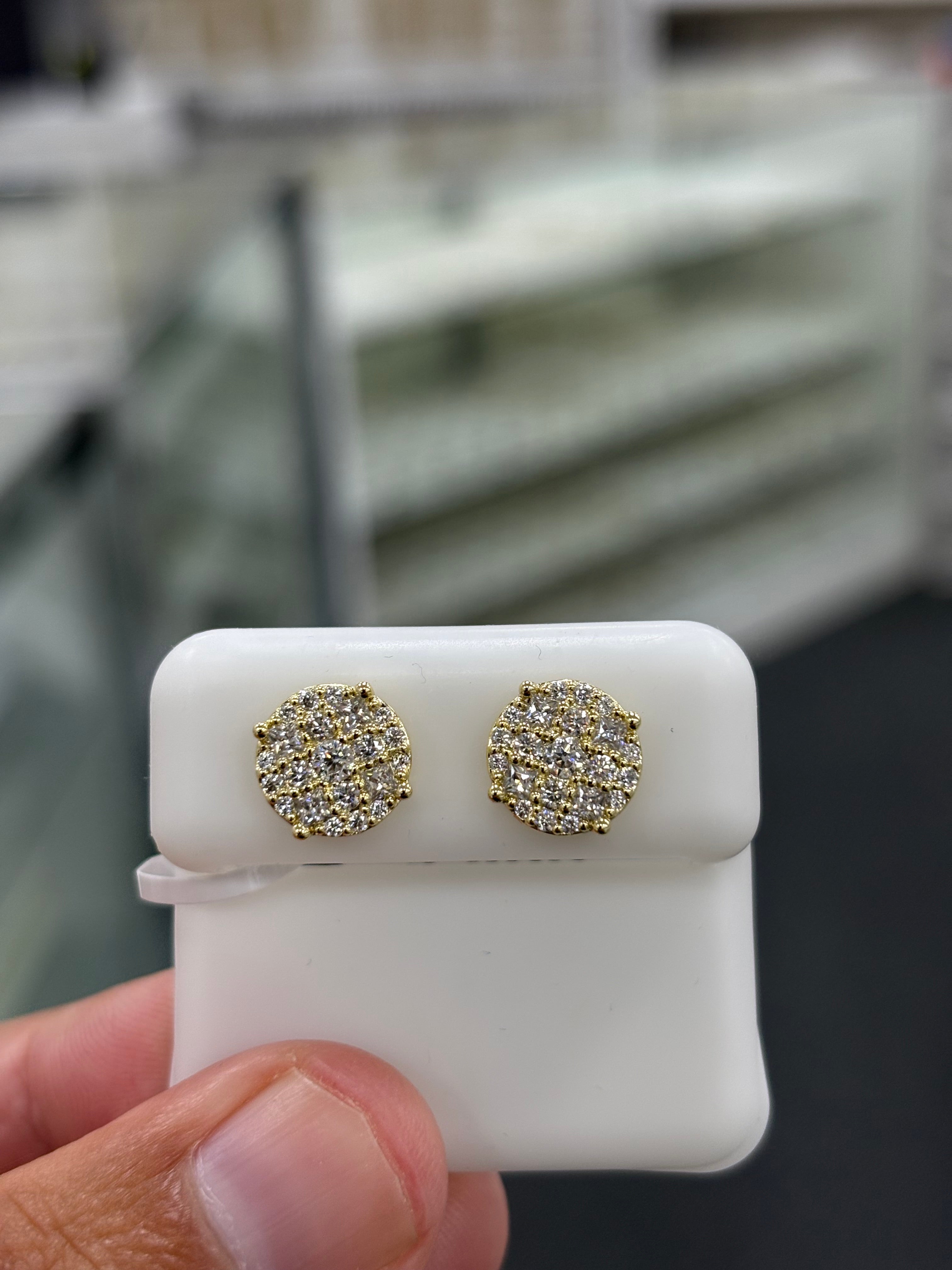 4 prong gold finish earrings