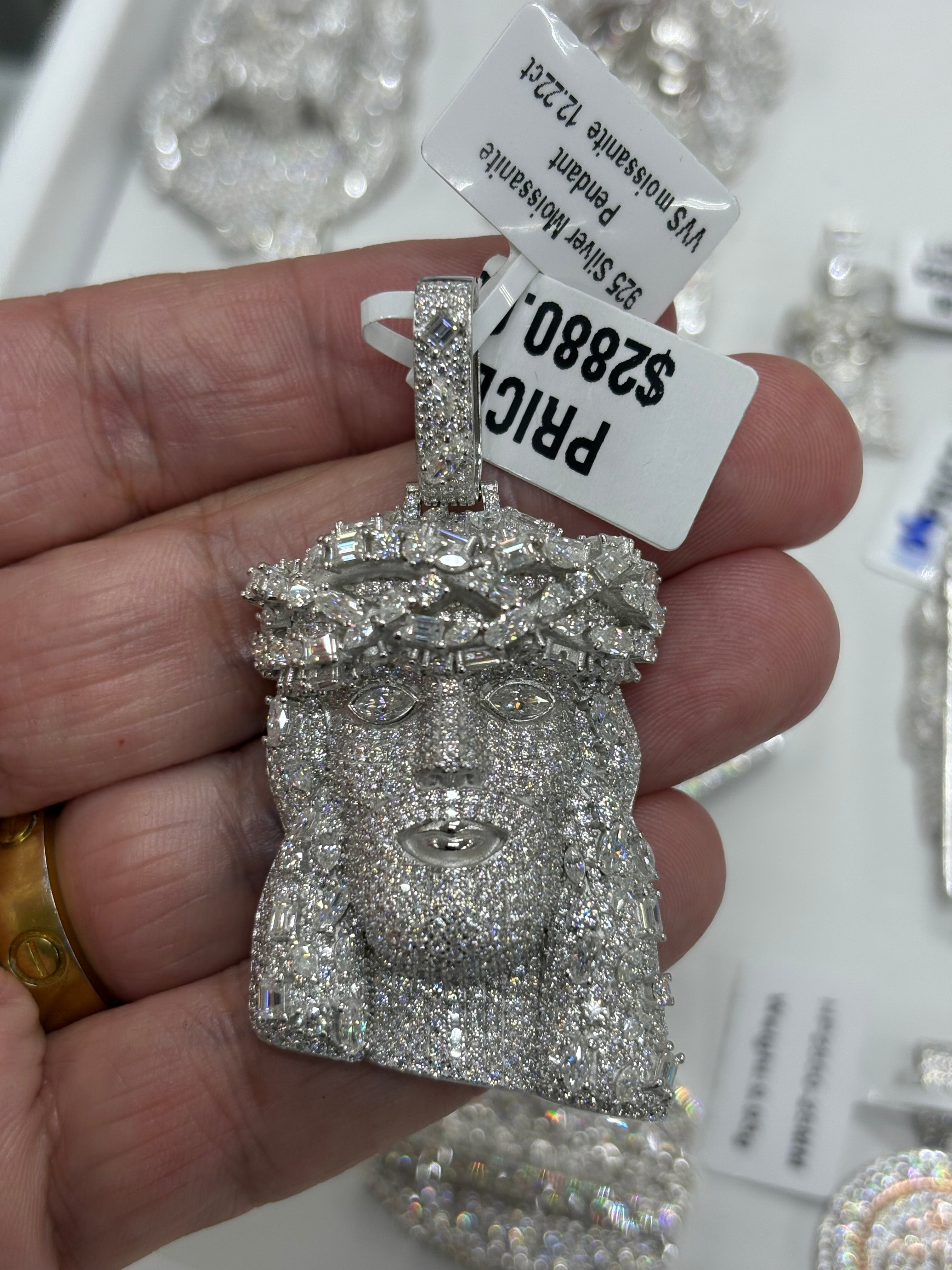 Baguette thorn Jesus pendant