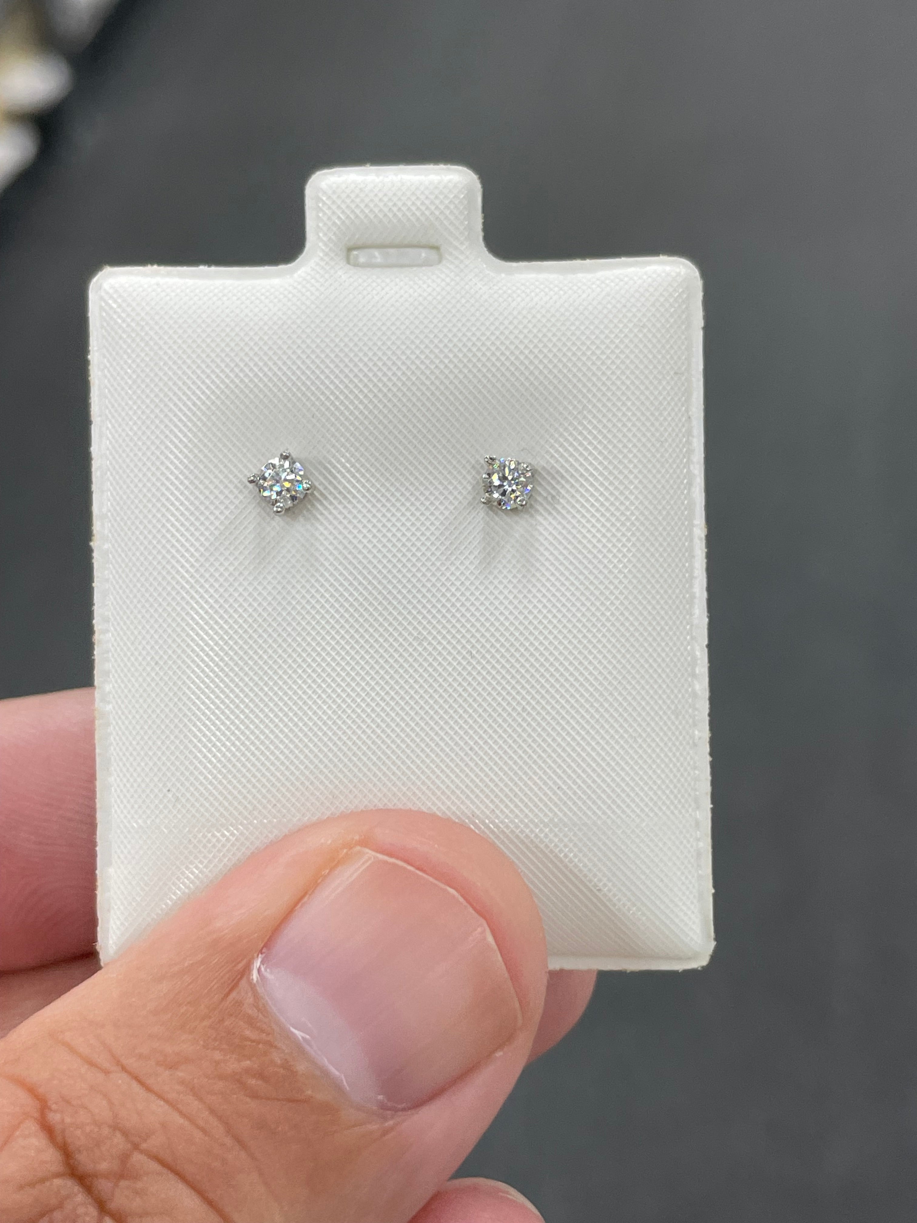 925 silver vvs moissanite stud earrings
